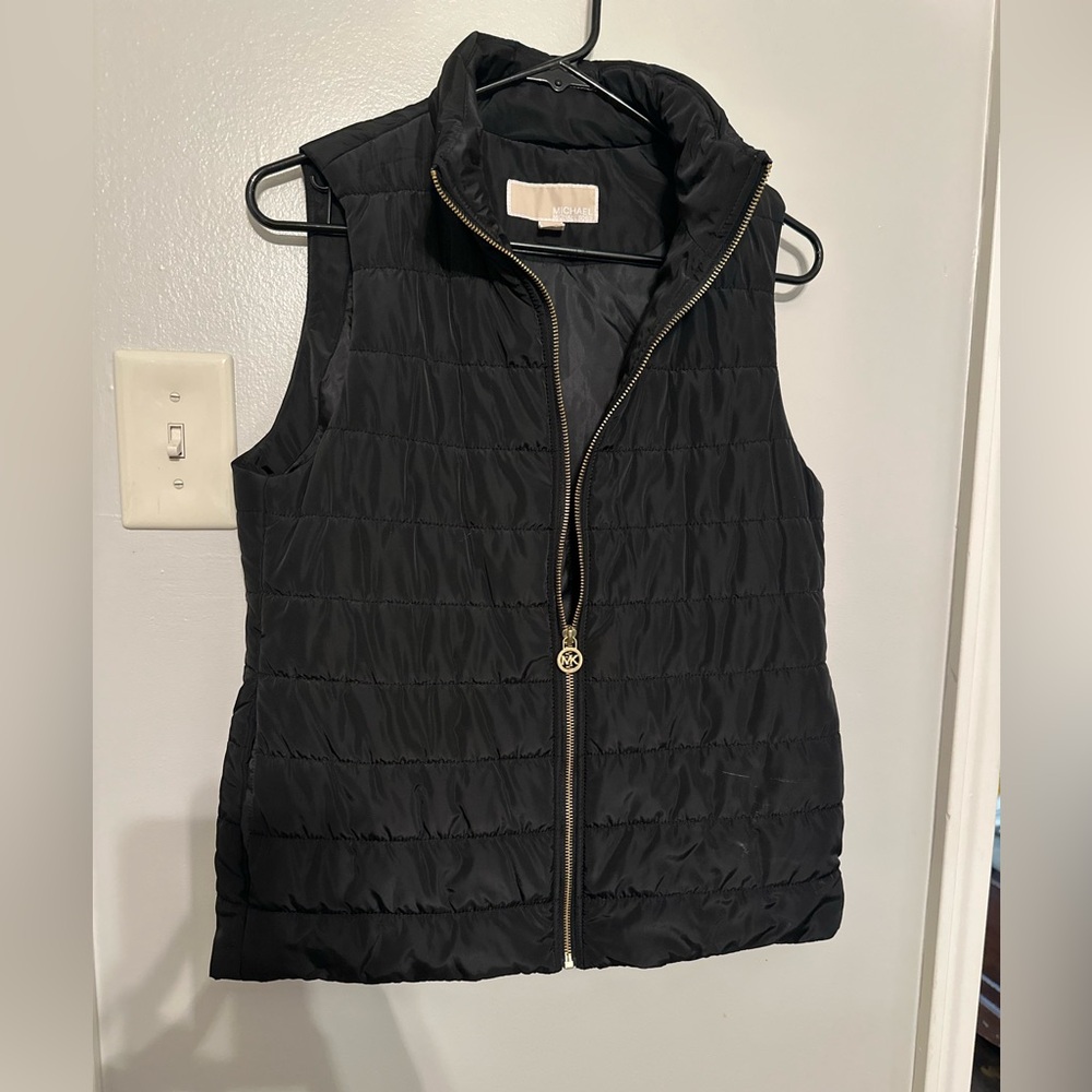 MICHAEL Michael Kors Black Puffer Vest
